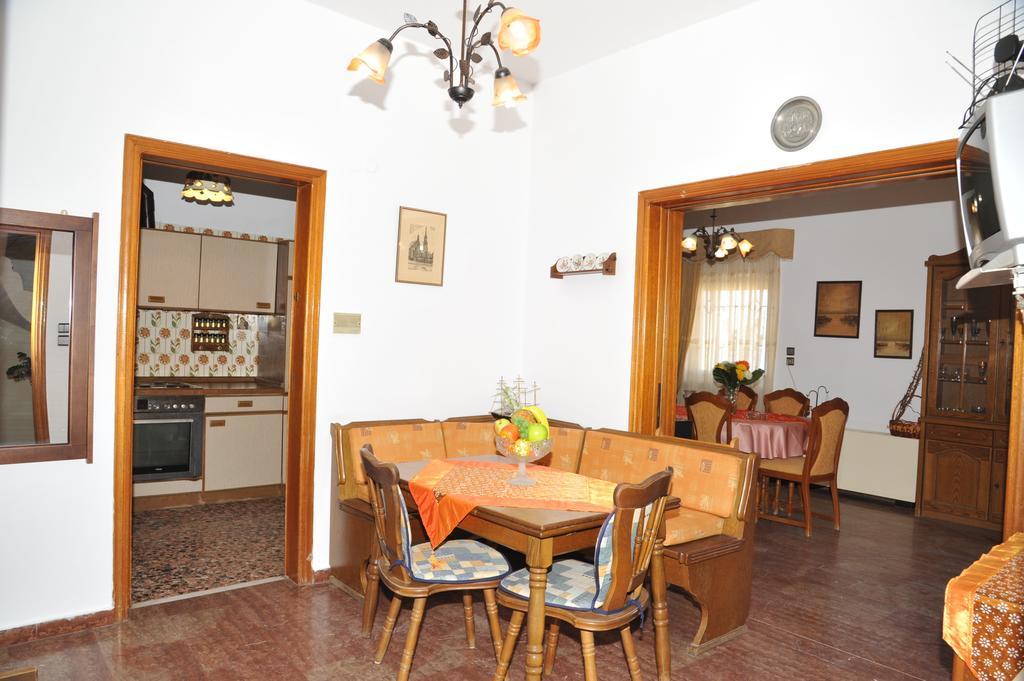 Apartment Froso On The Beach Rethymno Quarto foto